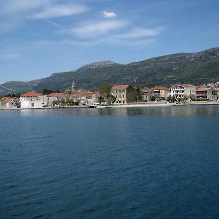 Apartment In Stone House On Seaside Kaštela Esterno foto